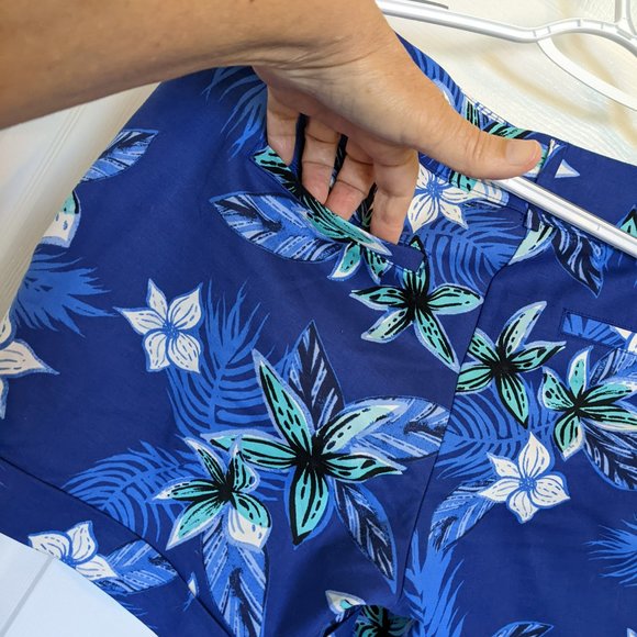 Apt. 9 Blue Floral Women's Shorts - Picture 7 of 9